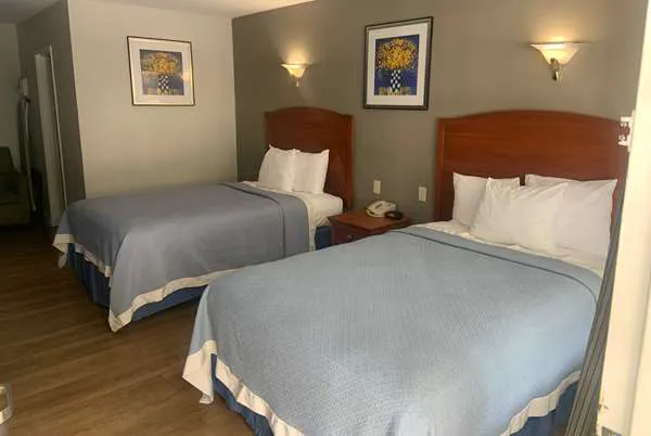 Days Inn by Wyndham Elmsford / White Plains 4