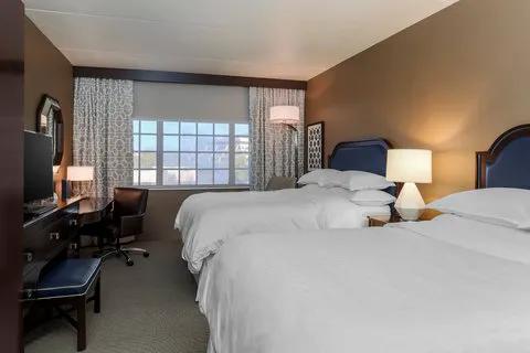 Sheraton Tarrytown Hotel 4