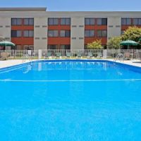 Armoni Inn and Suites ico