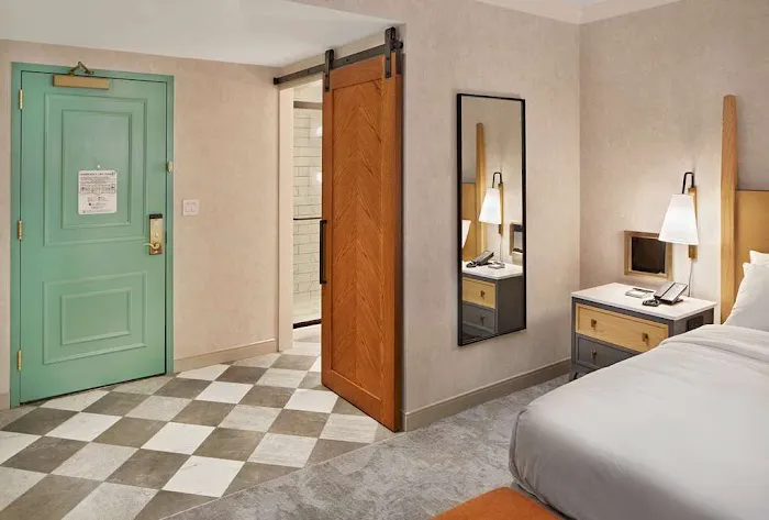 Hilton Pearl River 4