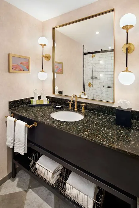 Hilton Pearl River 4