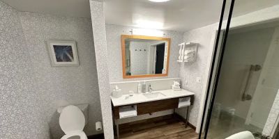 Hampton Inn & Suites Staten Island