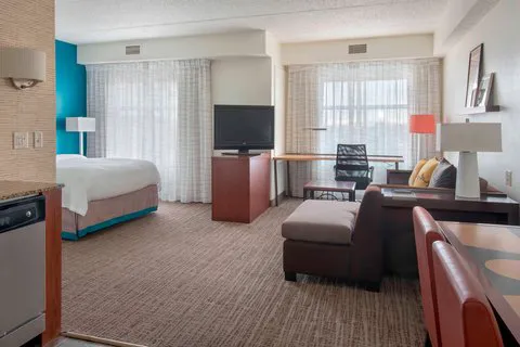 Residence Inn Newark Elizabeth/Liberty International Airport 4
