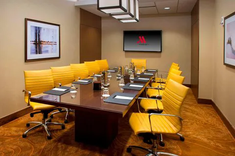 Newark Liberty International Airport Marriott 4