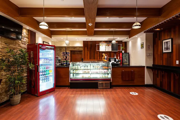 Crowne Plaza Newark Airport, an IHG Hotel 4
