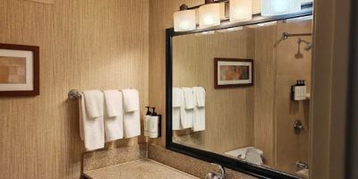 Crowne Plaza Newark Airport, an IHG Hotel