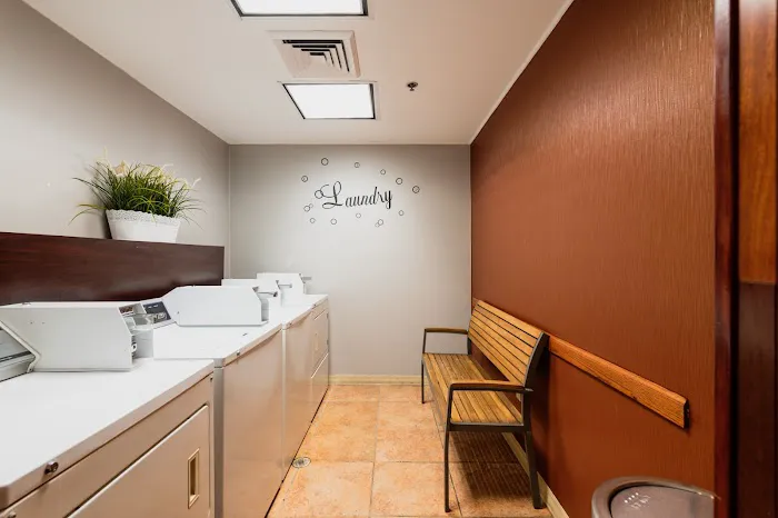 Crowne Plaza Newark Airport, an IHG Hotel 4