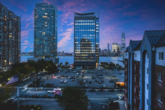 Sonesta Simply Suites Jersey City 5