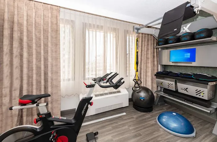 DoubleTree by Hilton Newark Penn Station 5