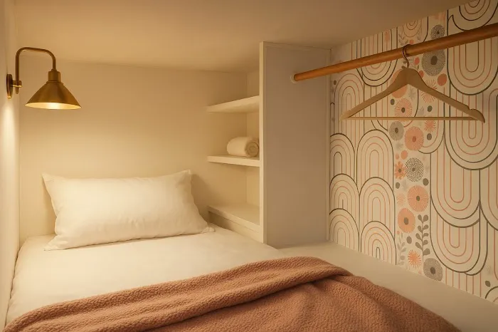 Capsule hostel 5