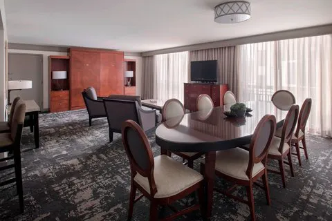 Marriott Park Ridge 4