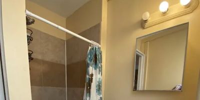 One Bedroom Apartment Near Airport