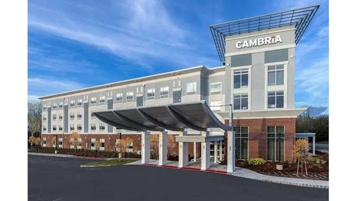 Cambria Hotel West Orange 4