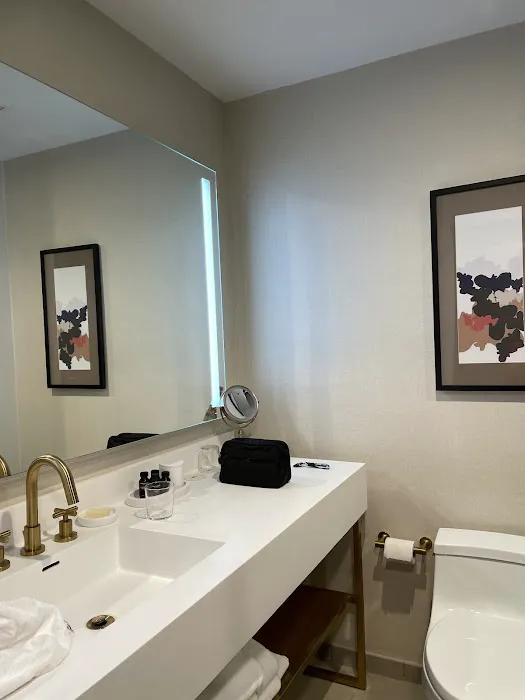 The MC Hotel, Autograph Collection 4