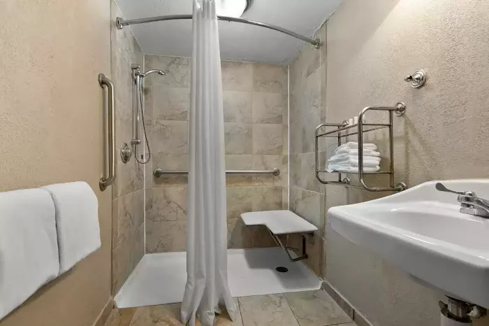 Quality Inn Wayne - Fairfield Area 4