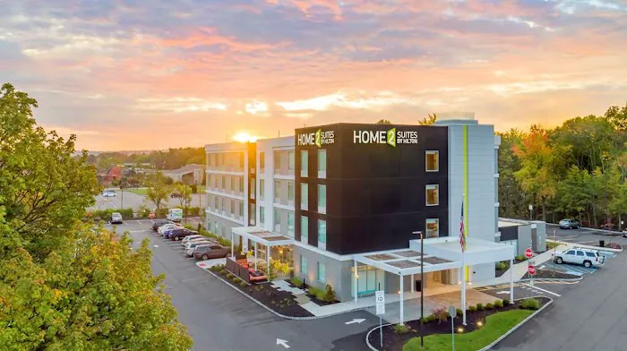 Home2 Suites by Hilton Wayne 4