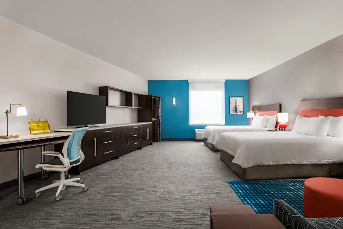Home2 Suites by Hilton Wayne 4