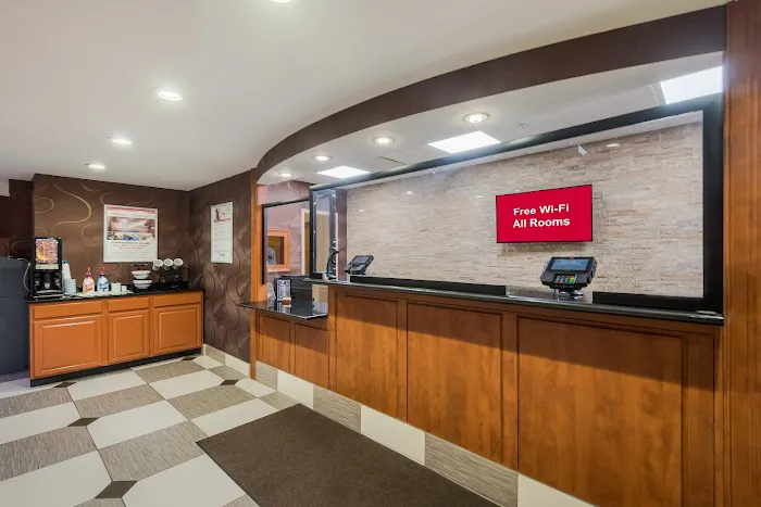 Red Roof Inn Fairfield 4