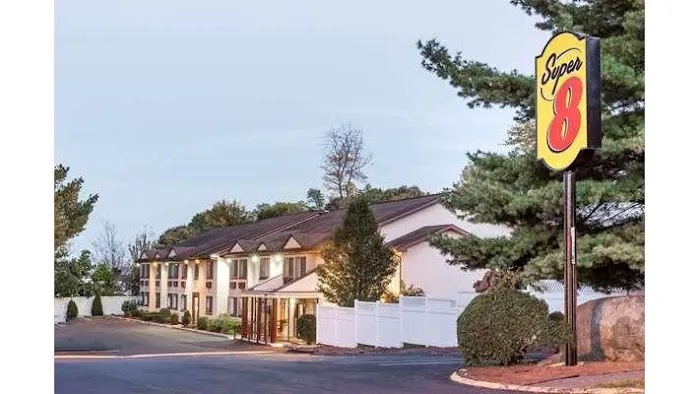 FAIRBRIDGE INN EXPRESS 4