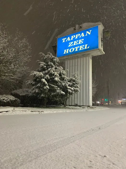 Tappan Zee Hotel 4