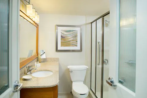 Courtyard Montvale 4