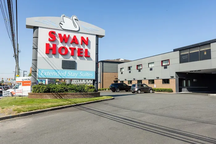 Swan Hotel & Suites 4