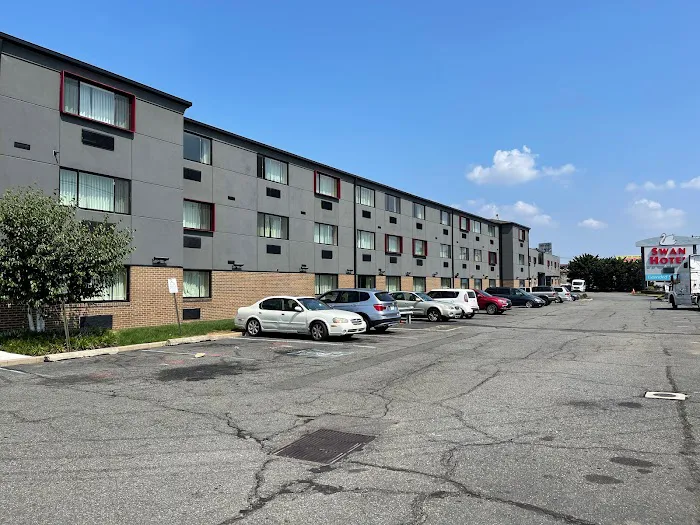 Swan Hotel & Suites 4