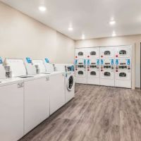 WoodSpring Suites Linden ico