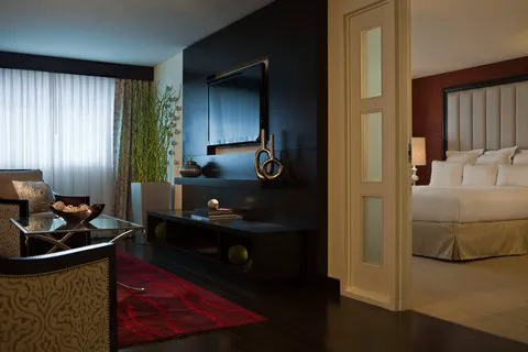 Renaissance Newark Airport Hotel 4