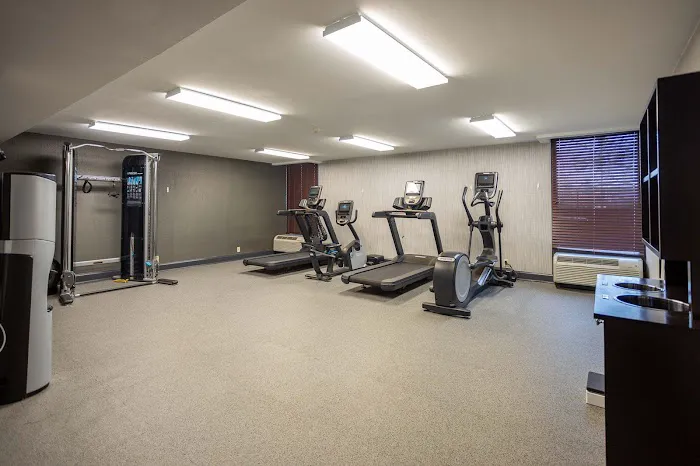 Holiday Inn Express Newark Airport – Elizabeth by IHG 4