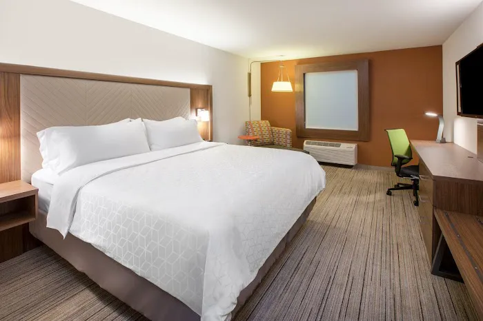 Holiday Inn Express Newark Airport – Elizabeth by IHG 4