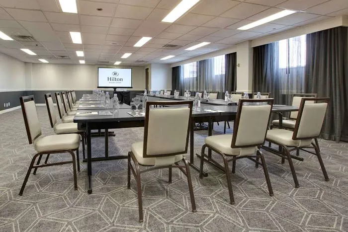 Hilton Newark Airport 4