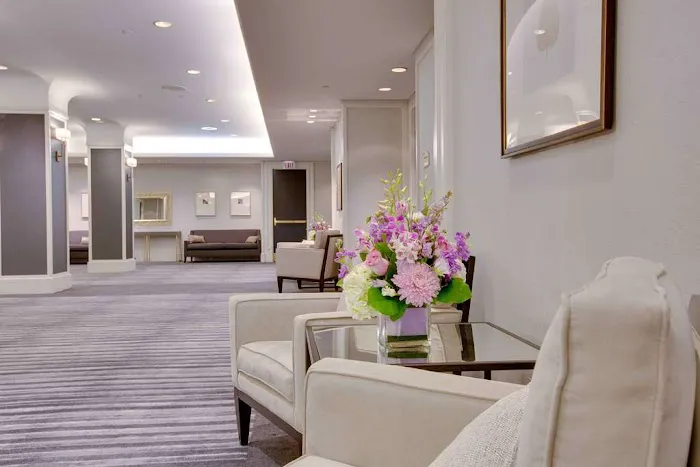Hilton Newark Airport 4
