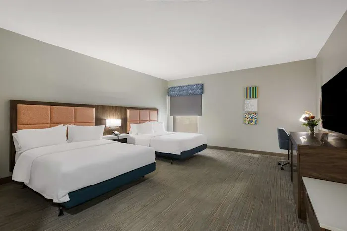 Hampton Inn Linden 4