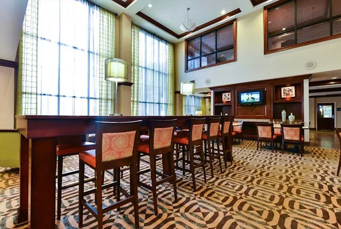 Hampton Inn Linden 4