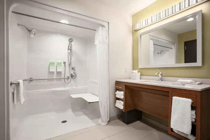 Home2 Suites by Hilton Rahway, NJ 4