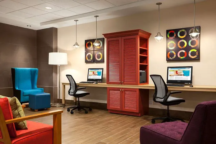 Home2 Suites by Hilton Rahway, NJ 4