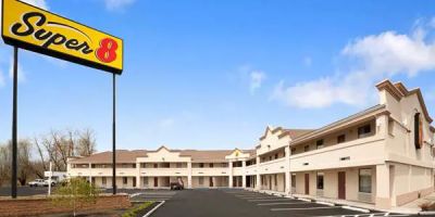 Super 8 by Wyndham Rahway/Newark