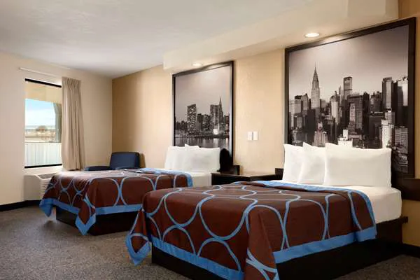 Super 8 by Wyndham Rahway/Newark 4