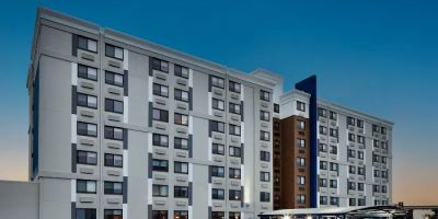 Hampton Inn Newark Airport