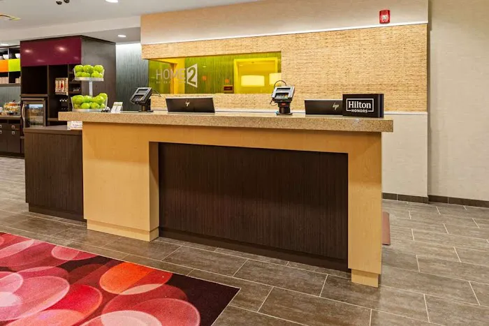 Home2 Suites by Hilton Newark Airport 4