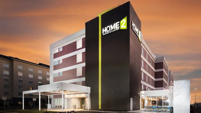 Home2 Suites by Hilton Newark Airport 4