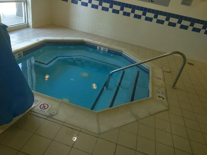 Fairfield Inn & Suites Newark Liberty International Airport 4
