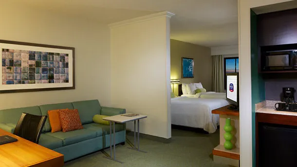 SpringHill Suites Newark Liberty International Airport 4