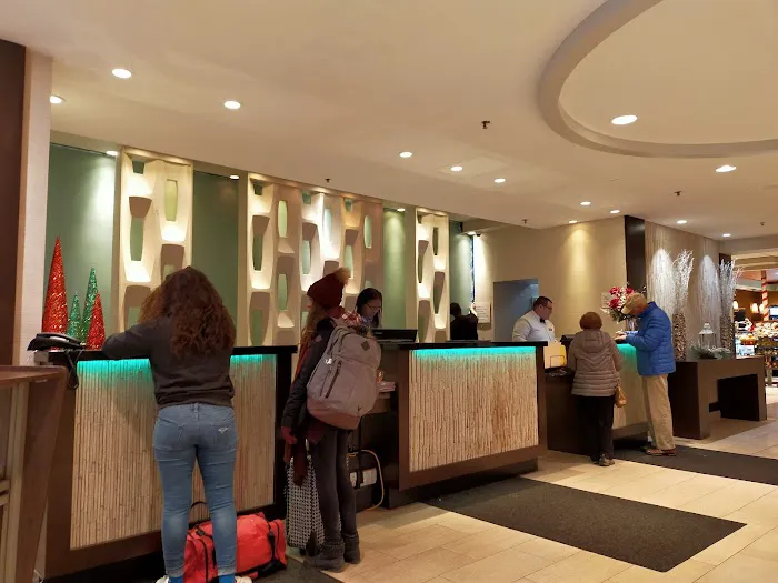 Ramada Plaza by Wyndham Newark International Airport 4
