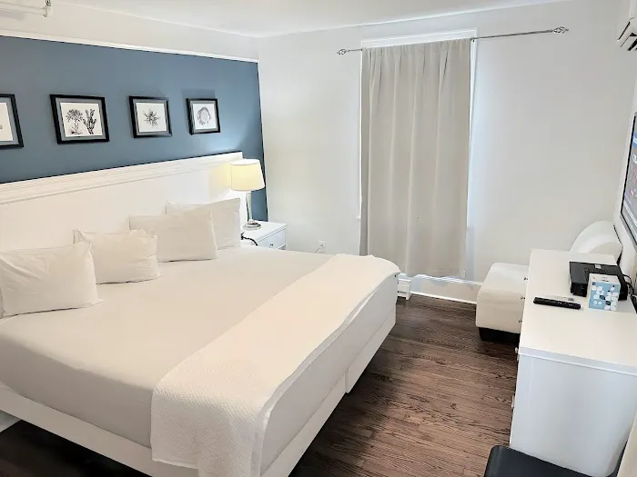 Long Beach Hotel 4