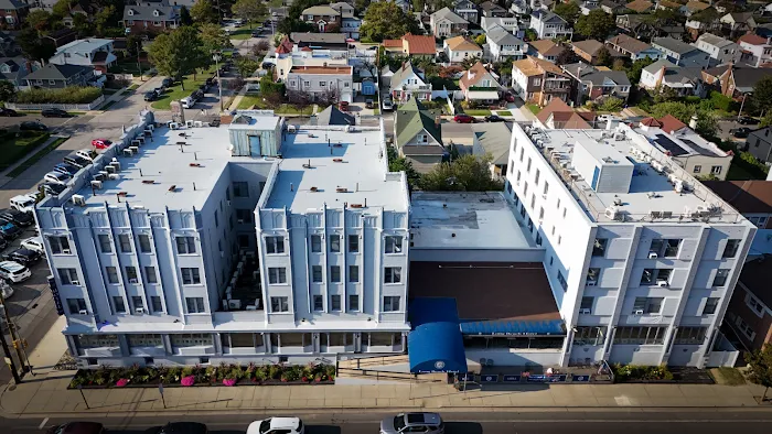 Long Beach Hotel 4