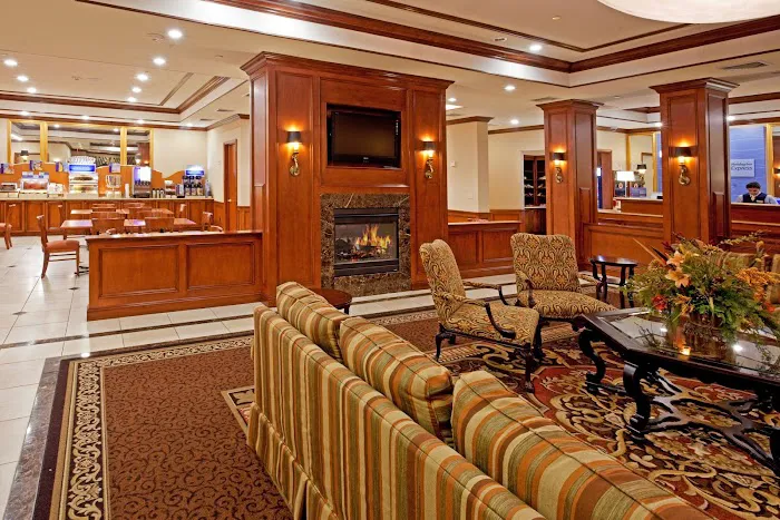 Rockville Centre Hotel 4