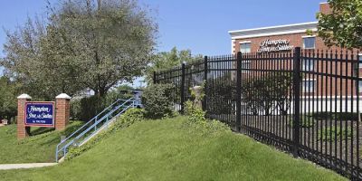 Hampton Inn & Suites Rockville Centre