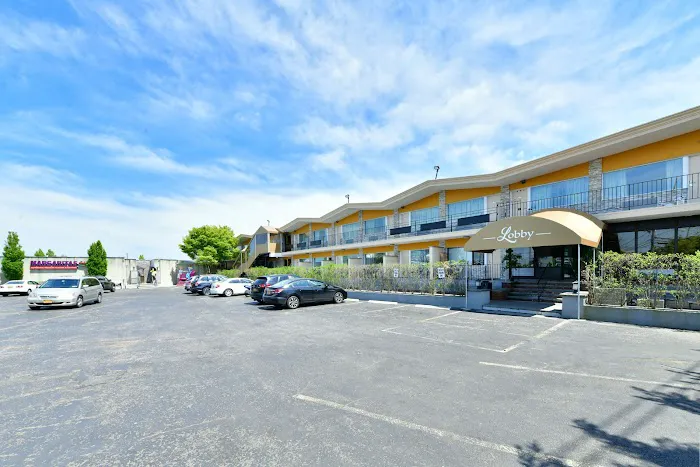 The Freeport Inn and Marina 4